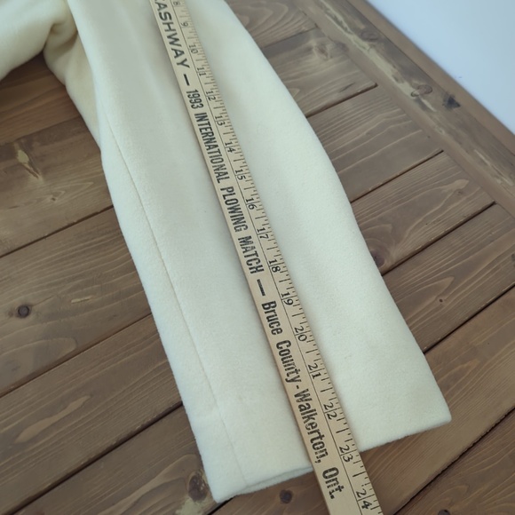 Cashmere Wool Blend Off-White Black Faux Fur Collar Long Coat - Picture 14 of 16